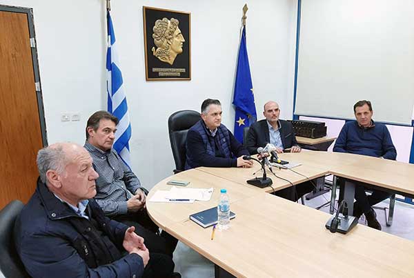 Κατάκαλος: Πρέπει να γίνει έλεγχος και στους  άλλους προβόλους  – Πανέτσος: Τα φανάρια ανακουφίζουν