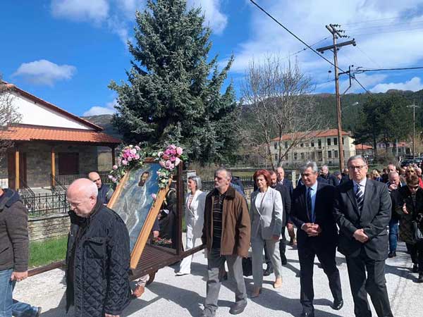 Ο Γιώργος Δακής στη λιτάνευση της Ιερής Εικόνας του Αγίου Μάρκου στη Βλάστη