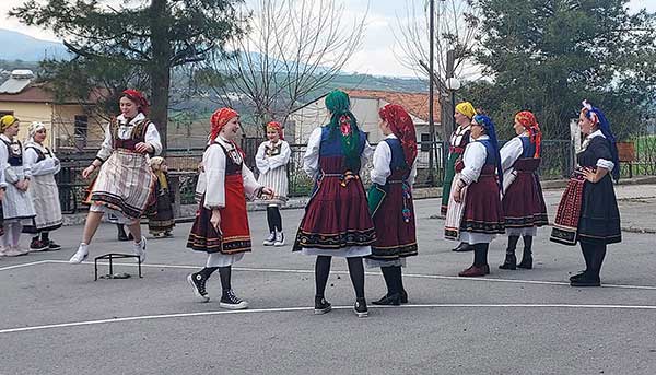 Οι Λαζαρίνες στον Κήπο Κοζάνης