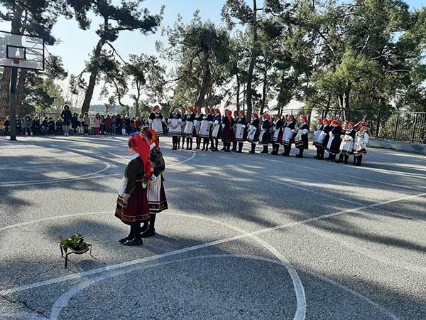 Οι Λαζαρίνες του Κρόκου στο 9ο Δημοτικό Σχολείο Κοζάνης