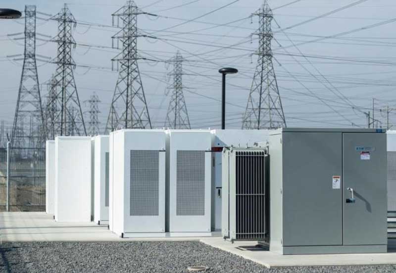Δημοπρασίες 300 MW για μπαταρίες στις λιγνιτικές περιοχές