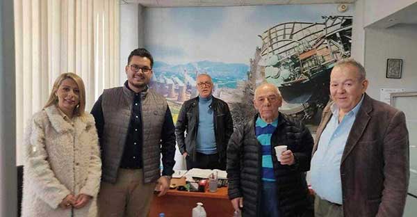 Ο Λουκάς Ζαρογιάννης στα γραφεία του Περιφερειακού Σωματείου Συνταξιούχων ΔΕΗ