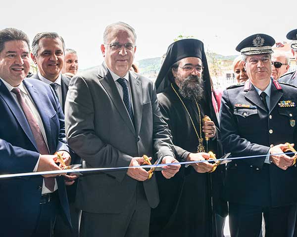 Το νέο Αστυνομικό Μέγαρο Καστοριάς εγκαινίασε ο Υπουργός Προστασίας του Πολίτη Τάκης Θεοδωρικάκος
