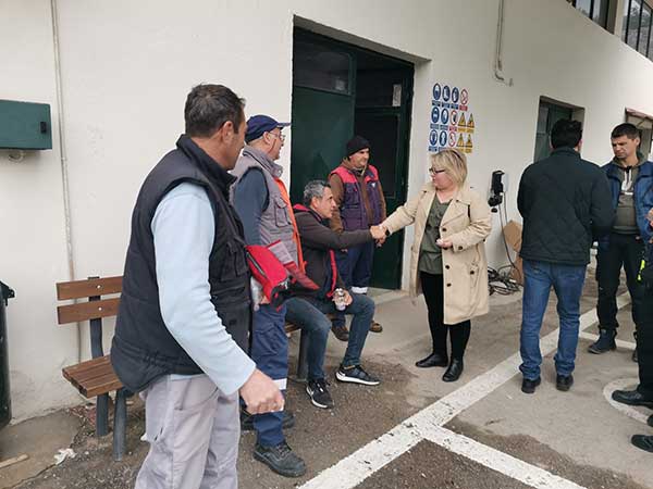 Επίσκεψη σε αμαξοστάσιο, Δήμο Κοζάνης, τεχνική υπηρεσία του Δήμου, Πολεοδομία και ΔΕΥΑΚ πραγματοποίησε η Βασιλική Γ. Γκάσταρη