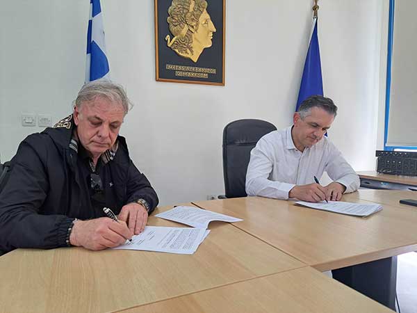 Υπογράφηκε η σύμβαση «Βελτίωση οδικής ασφάλειας Π.Ε. Κοζάνης» από τον Γ. Κασαπίδη προϋπολογισμού 9,5 εκ. ευρώ
