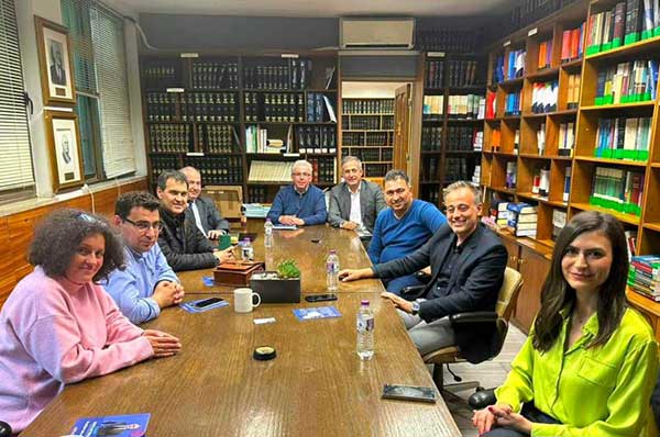 Συναντήσεις του Στάθη Κωνσταντινίδη στο δικαστικό μέγαρο, στα εμπορικά καταστήματα και σε χωριά της Κοζάνης