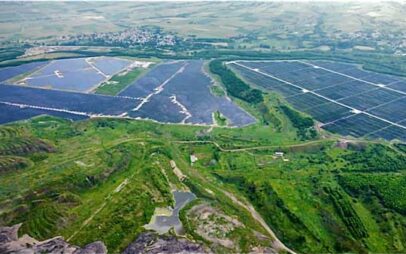 Αεροφωτογραφία από το τεράστιο φωτοβολταϊκό πάρκο της ΔΕΗ Ανανεώσιμες στην Πτολεμαΐδα