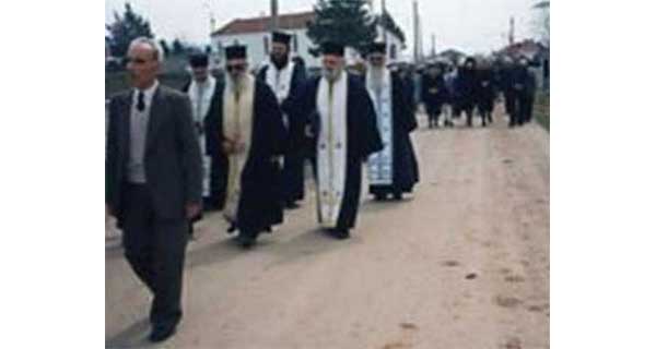 Η Λευκόβρυση αποχαιρετά τον παλιό, καλό της ιεροψάλτη
