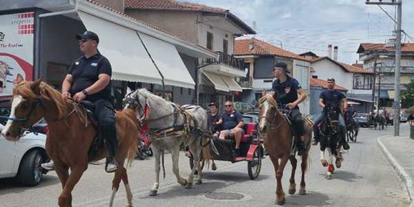 Σιάτιστα: Ιππική πορεία από τον Άγιο Μόδεστο (Βίντεο)