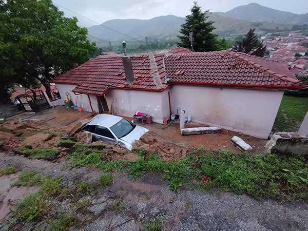 Μηλοχώρι Εορδαίας: Εικόνες από τη χθεσινή δυνατή βροχή
