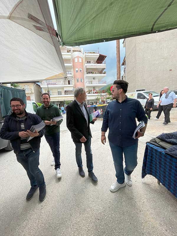 Ν.Ε. ΠΑΣΟΚ – Κινήματος Αλλαγής Κοζάνης: Επίσκεψη στην λαϊκή αγορά Σερβίων