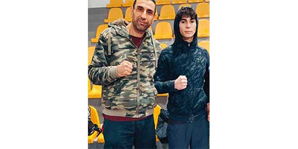 Πατέρας και γιος από την Πτολεμαΐδα, πλέον και συμφοιτητές στην ίδια σχολή – Τους ενώνει η πληροφορική