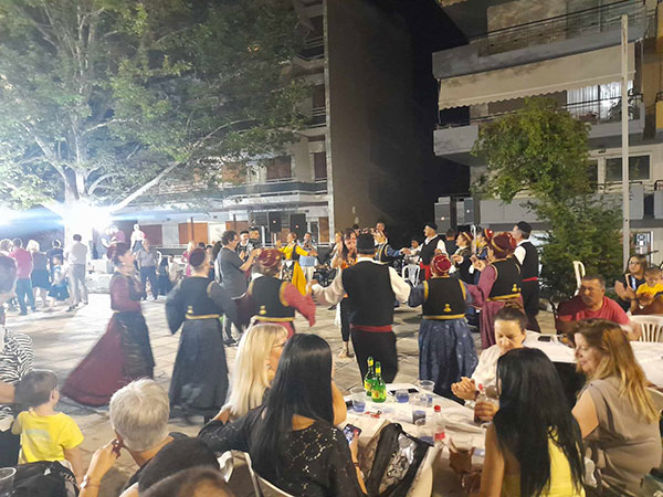 Γλέντι στα Αλώνια