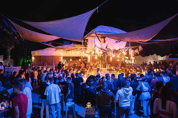 Φωτογραφίες από το Campo Paradiso στα Σέρβια