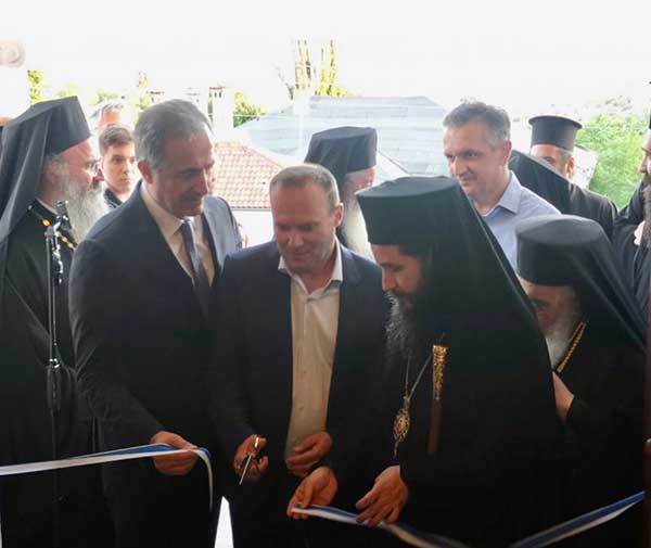 Στάθης Κωνσταντινίδης: “Το νέο Επισκοπείο μας δεσπόζει και ευλογεί την αρχόντισσα Σιάτιστα”