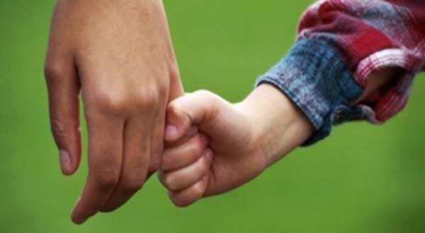 Δεκτή η προσφυγή γονέων για αλλαγή επωνύμου των ανήλικων τέκνων τους – Ακυρώνεται απόφαση του Δήμου Κοζάνης