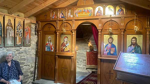 Βελβεντό: Στο εξωκκλήσι της Αγίας Κυριακής