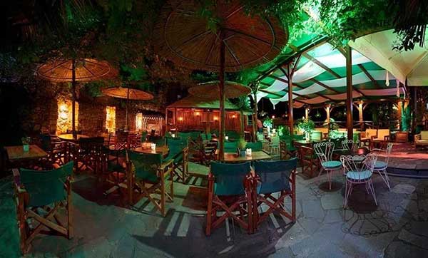 Πωλείται η επιχείρηση καφέ “ΦΛΟΥ ” στο κέντρο της Κοζάνης