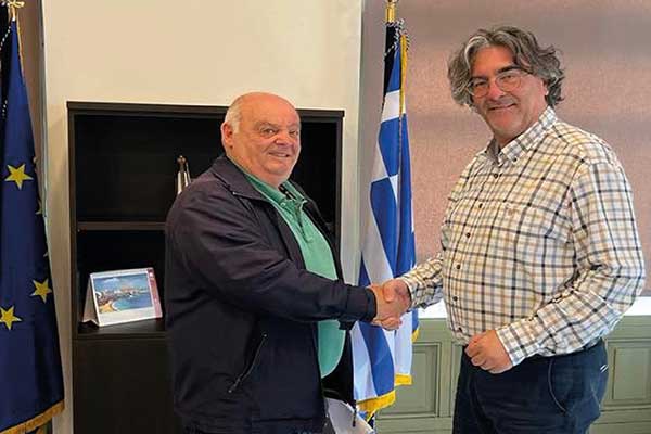 Η “Γέφυρα στο μέλλον” υποδέχεται και καλωσορίζει τον πρόεδρο εδώ και 13 χρόνια των Γουλών κ.Δρογούτη Δημήτριο