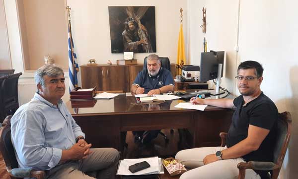 Την σύμβαση για τις εργασίες αποκατάστασης φθορών στο 2ο Γυμνάσιο Πτολεμαΐδας, υπέγραψε ο δήμαρχος Εορδαίας Παναγιώτης Πλακεντάς