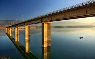 Για ποιο λόγο φυλάσσεται ακόμα από ιδιώτες η Υψηλή Γέφυρα Σερβίων;