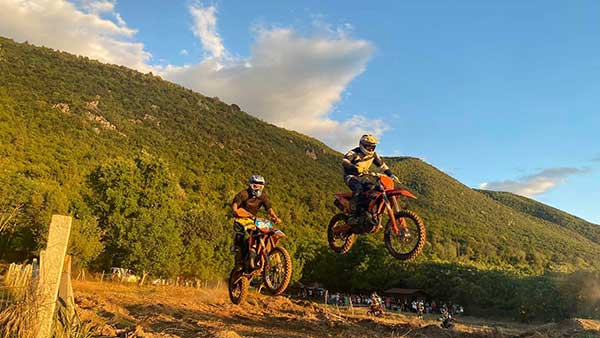 Βελβεντό: Επίδειξη motocross από τον ΜΟΤ.Ο.ΒΕ.