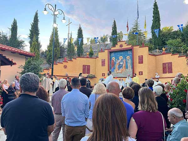 Με ευλάβεια τελέστηκε και φέτος ο πανηγυρικός εσπερινός στο εξωκλήσι του Τιμίου Προδρόμου στη Νέα Νικόπολη (Σκαφίδι) Κοζάνης