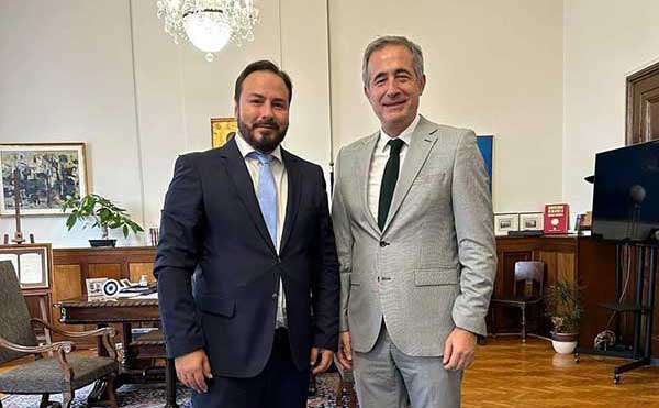 Συνάντηση του Βοϊώτη βουλευτή Θεσσαλονίκης Διαμαντή Γκολιδάκη με τον υφυπουργό Μακεδονίας-Θράκης, Στάθη Κωνσταντινίδη