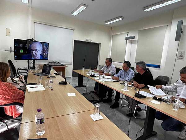 Πραγματοποιήθηκε η σύσκεψη για τα θέματα του κλάδου της γούνας με τον Αναπληρωτή Υπουργό Ν. Παπαθανάση