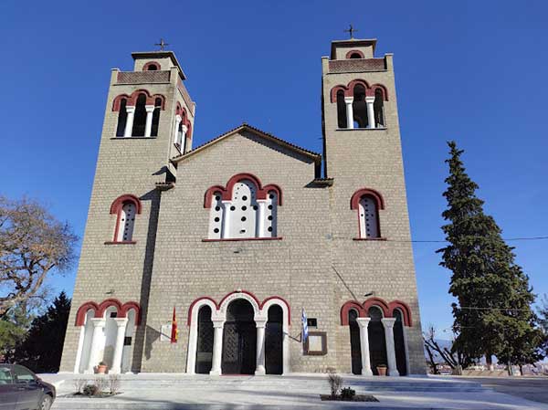 Η Νούλα Τουμπουλίδου για το έργο συντήρησης-επισκευής του περιβάλλοντα χώρου του Αγίου Νικάνορα Κοζάνης – Φώτης Κεχαγιάς: «Είναι τα λεφτά που δίνει ο Κασαπίδης στις εκκλησίες;»