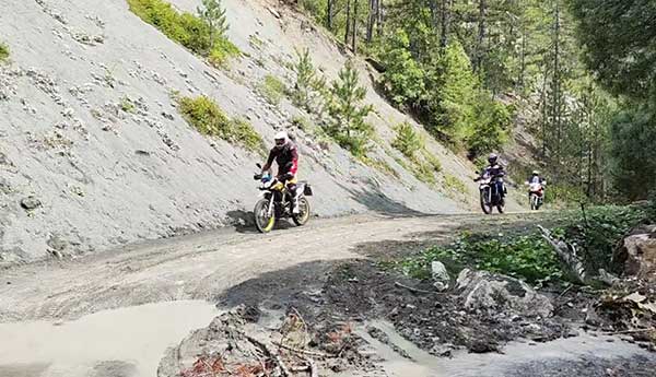 32η Συνάντηση Enduro: Εξόρμηση στον Γράμμο (φωτογραφίες – βίντεο)