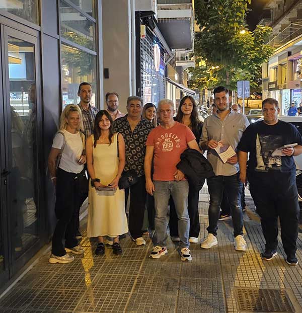 Συνεχίζονται οι επισκέψεις του συνδυασμού “Εδώ Κοζάνη” στα εμπορικά καταστήματα της πόλης