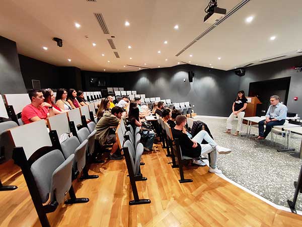 Συνάντηση με νέους από διάφορες χώρες της Ευρώπης είχε ο δήμαρχος Κοζάνης Λάζαρος Μαλούτας