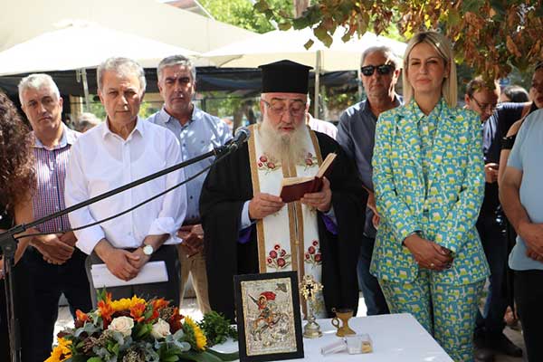 “Συμμαχία για την Ανάπτυξη”: Αγιασμός και εγκαίνια του εκλογικού κέντρου στην πόλη των Γρεβενών