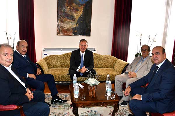 Συνάντηση του Υφυπουργού Μακεδονίας και Θράκης, κ. Στάθη Κωνσταντινίδη με τον Πρόεδρο του ΕΒΕΘ και της ΚΕΕΕ κ. Γιάννη Μασούτη και μέλη του Δ.Σ. του ΕΒΕΘ