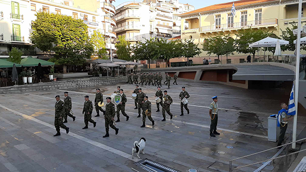 Όταν τα αδέσποτα πρωταγωνιστούν και στις εκδηλώσεις απελευθέρωση της Κοζάνης
