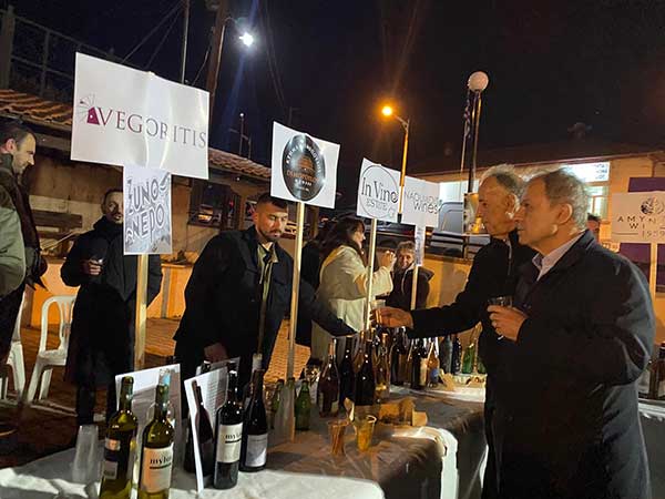 Ο Γιώργος Αμανατίδης στη γιορτή κρασιού στον Άγιο Παντελεήμονα