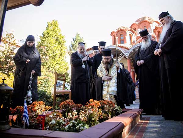 Τρισάγιο στον μακαριστό προκάτοχό του Αυγουστίνο Καντιώτη τέλεσε ο μητροπολίτης Φλωρίνης Ειρηναίος