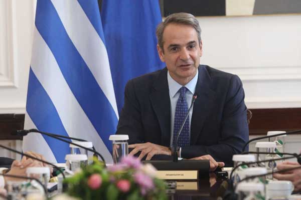 Μητσοτάκης στο Υπουργικό: Με επιστολική ψήφος οι ευρωεκλογές – Όλη η χώρα μία περιφέρεια με σταυρό
