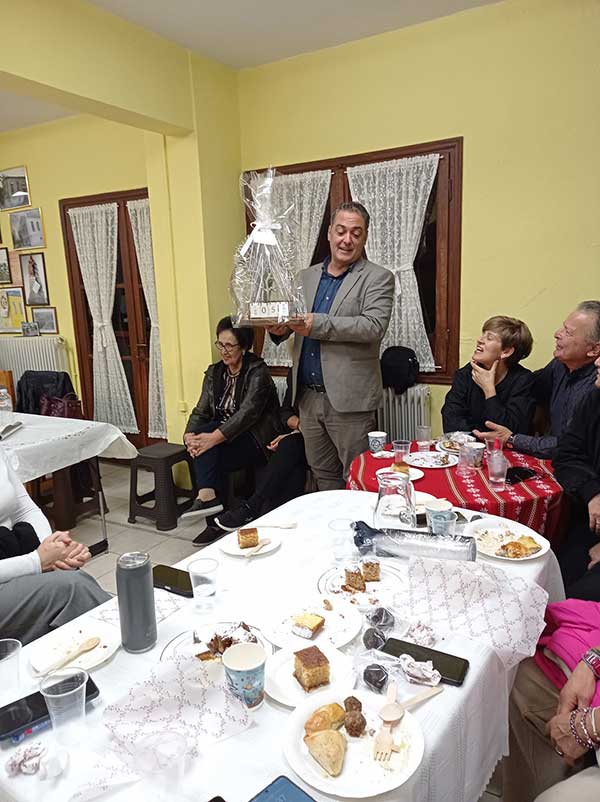 Τα “Παρταλόπλα: “Καλή και δημιουργική θητεία στο νέο δήμαρχο Κοζάνης Γιάννη Κοκκαλιάρη”