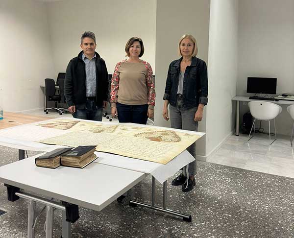 Επέστρεψαν τα τεκμήρια της Κοβενταρείου Δημοτικής Βιβλιοθήκης μετά από την συντήρηση τους