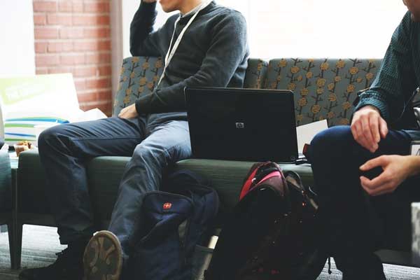 «Πρεμιέρα» για το Youth Pass: Άνoιξε η πλατφόρμα – Πώς θα καταβληθούν τα χρήματα