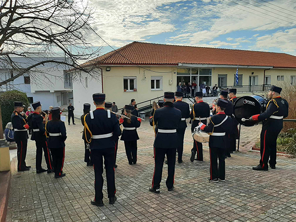 Τα πρωτοχρονιάτικα κάλαντα από την Πανδώρα στο Γηροκομείο Κοζάνης