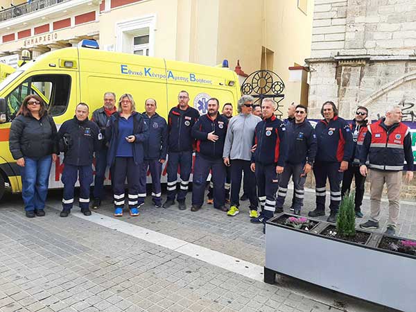 Κινητοποίηση του ΕΚΑΒ για την 6μηνη μόνο παράταση των επικουρικών συμβάσεων