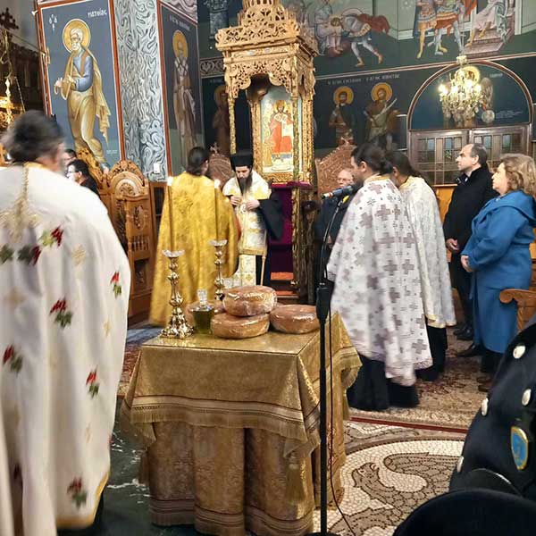 Η εκπαιδευτική κοινότητα του Δήμου Βοΐου τίμησε τους Τρεις Ιεράρχες
