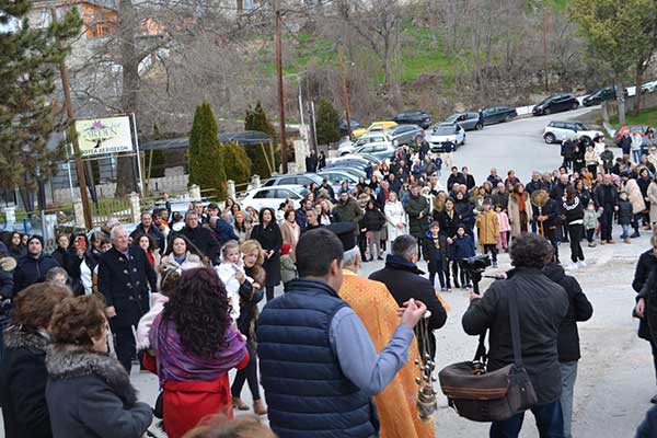 Έφτασαν στον Κρόκο οι καβαλάρηδες με τα λείψανα του Αγίου Νικάνορα από την Ιερά Μονή Αγίου Νικάνορα Ζάβορδας
