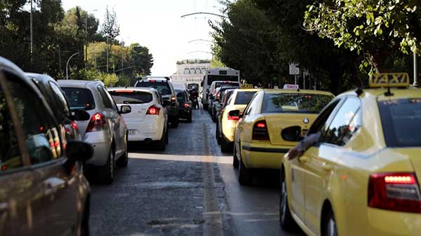 Τέλη κυκλοφορίας: Πότε λήγει η προθεσμία για την πληρωμή – Οι ανατροπές για τους ιδιοκτήτες αυτοκινήτων
