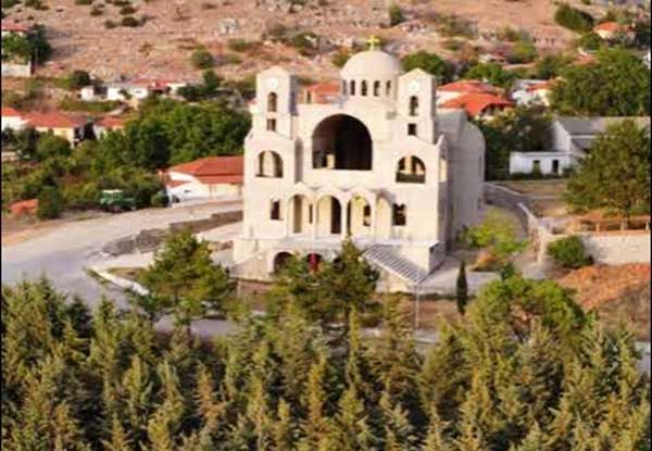 Η ενορία Αγίου Γεωργίου Μεσοβούνου τιμά την Κυριακή 18/2 τα 42 χρόνια του εφημέριού της π. Ιωάννη Καραβασιλειάδη