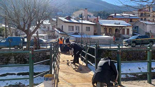 Συντήρηση πεζογεφυρών στην πόλη της Φλώρινας