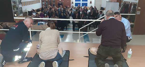 Σεμινάριο πρώτων βοηθειών, με το ΕΚΑΒ Δυτικής Μακεδονίας, πραγματοποίησε ο Σύλλογος Γρεβενιωτών Κοζάνης “Ο Αιμιλιανός”